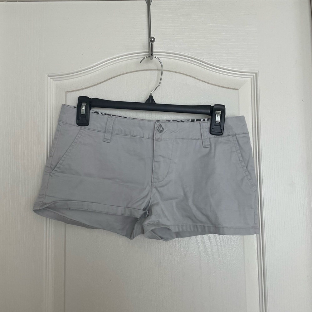 Volcom shorts
